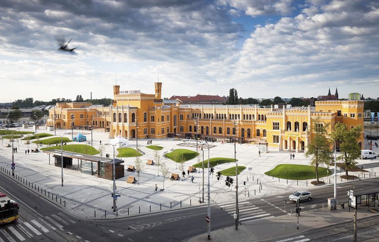 Kilka zjawisk w polskiej architekturze