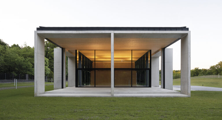 Przewrotna elegancja