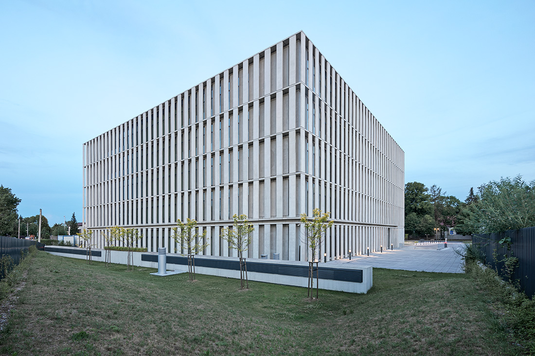 Fot. Piotr Krajewski - Fotografia Architektury / Architectural Photography