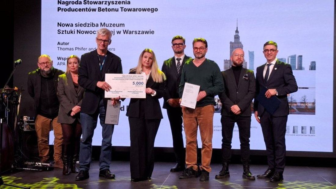 Nagrodę specjalną za Muzeum Sztuki Nowoczesnej w Warszawie przyznano pracowni Thomas Phifer and Partners