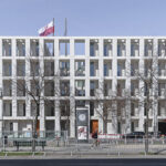 Ambasada – bliższy wgląd